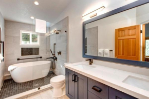 KBM Resorts: PLA-1155 Fantastic Views Hot Tub AC Easy Walk to Main Street